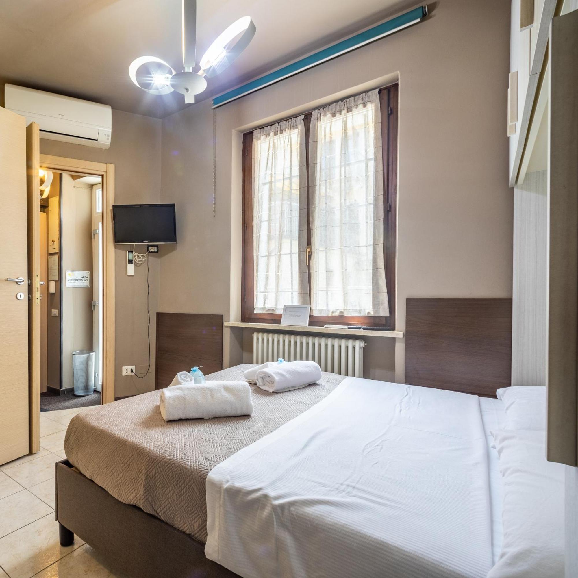 Italstay - Nuova Residenza Romeo - Affittacamere Verona Ngoại thất bức ảnh